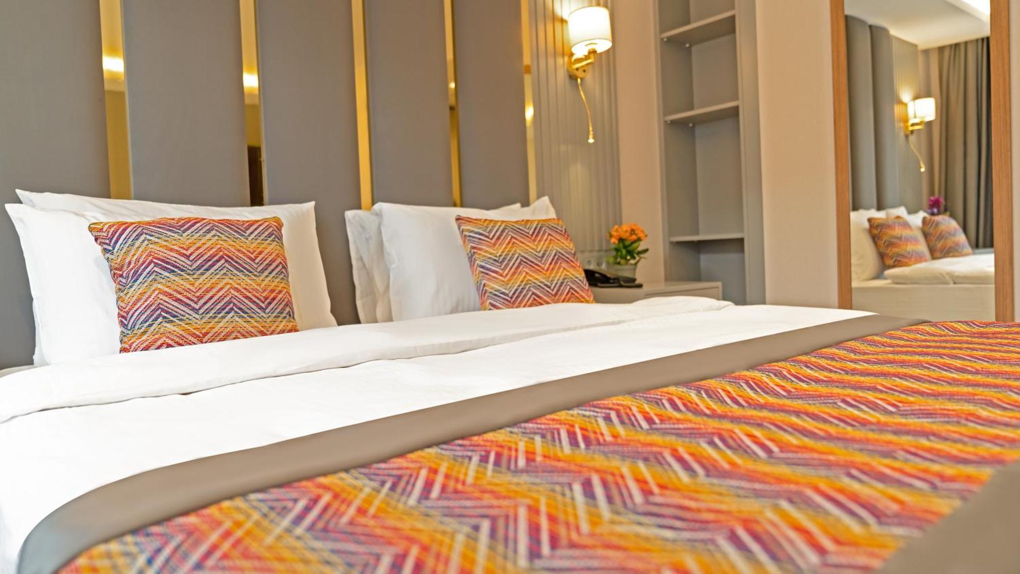 The Kuelsuemz Hotel Istanbul Exterior photo